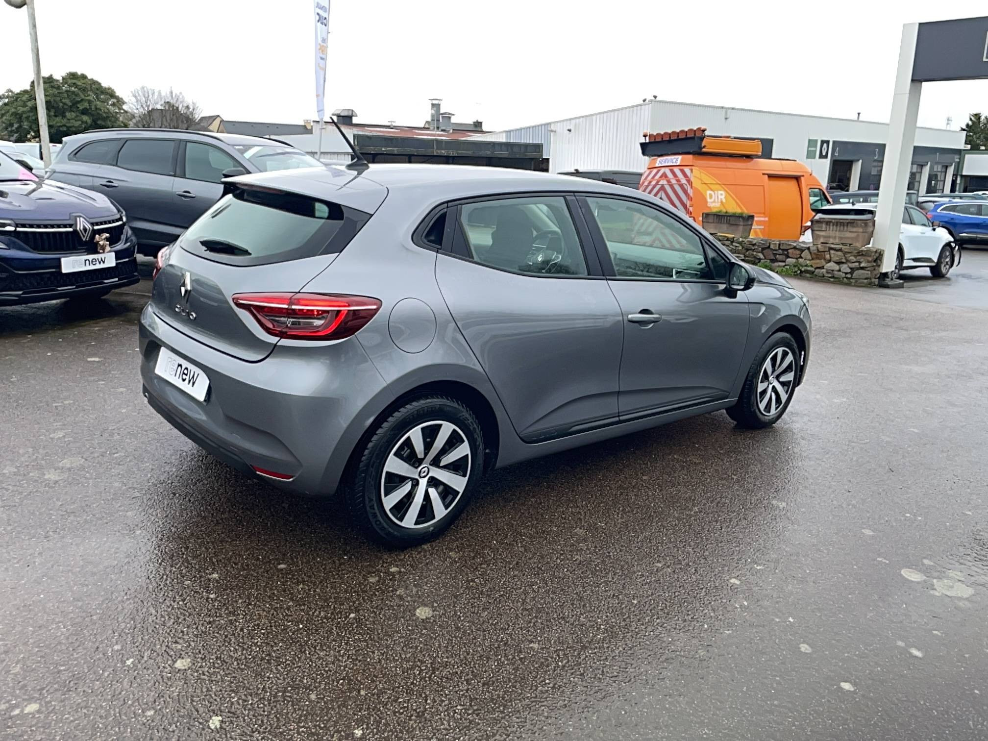 Vente en ligne Renault Clio 5 Clio TCe 90 au prix de 14 290 €