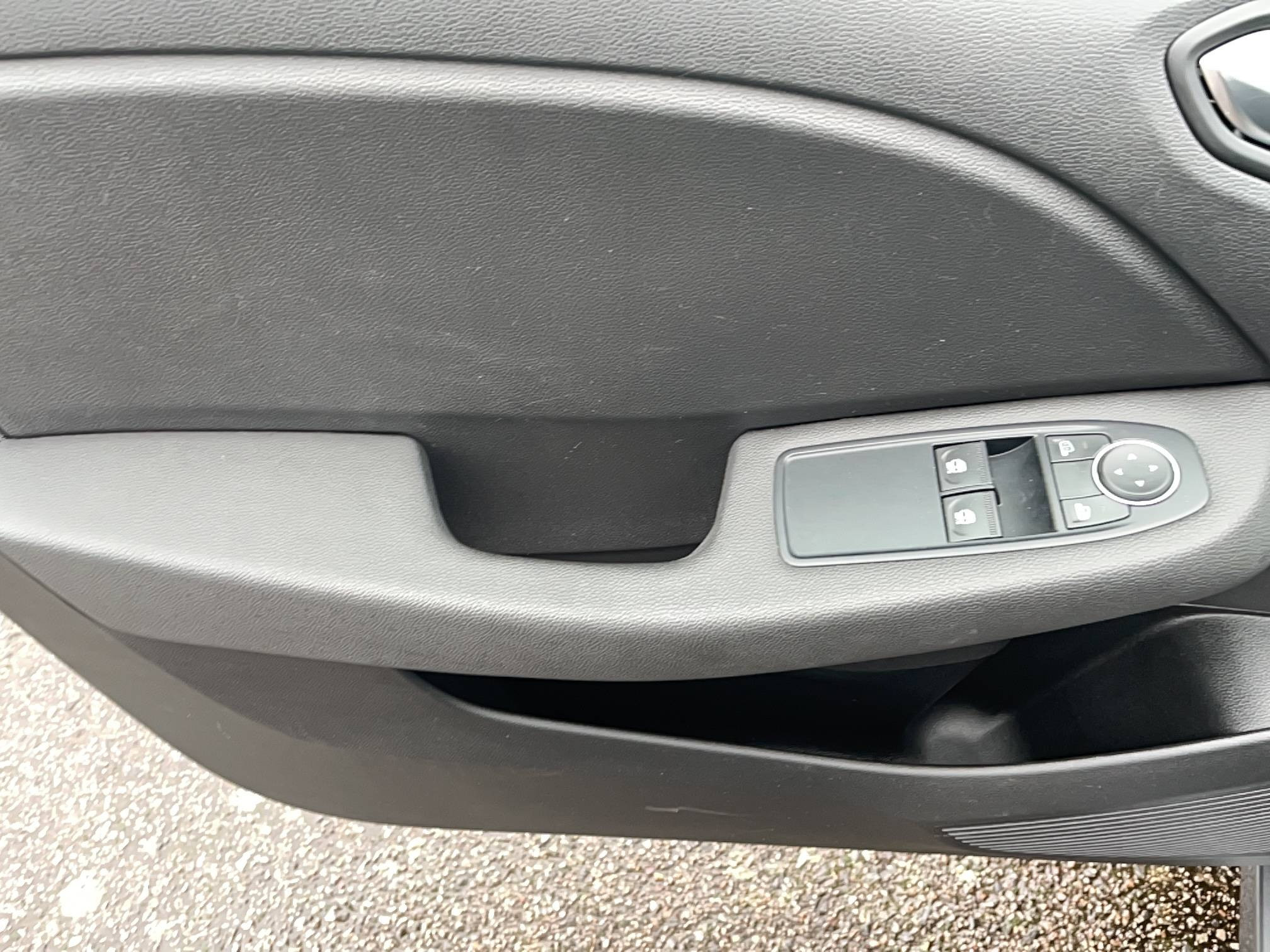 Vente en ligne Renault Clio 5 Clio TCe 90 au prix de 14 290 €