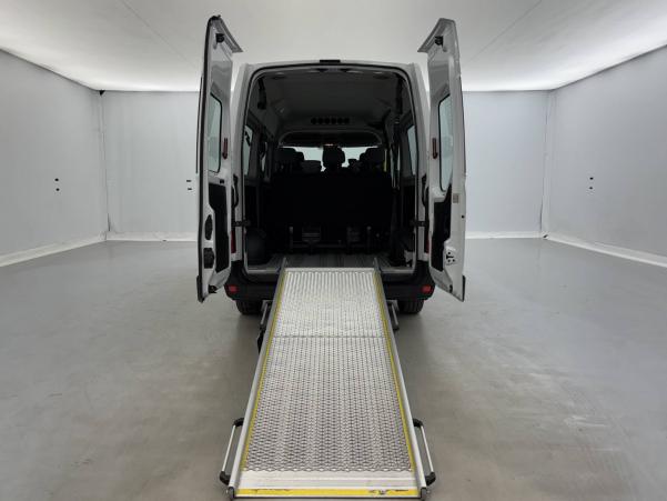 Vente en ligne Renault Master 3 Combi Master Combi L2H2 dCi 135 E6 au prix de 24 990 €