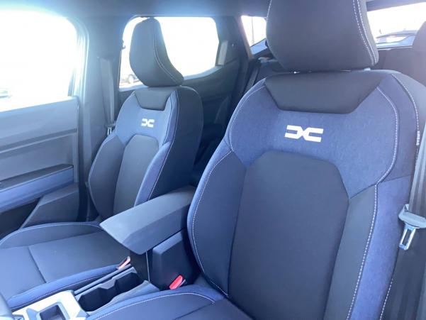 Vente en ligne Dacia Duster  Hybrid 140 4x2 au prix de 29 390 €
