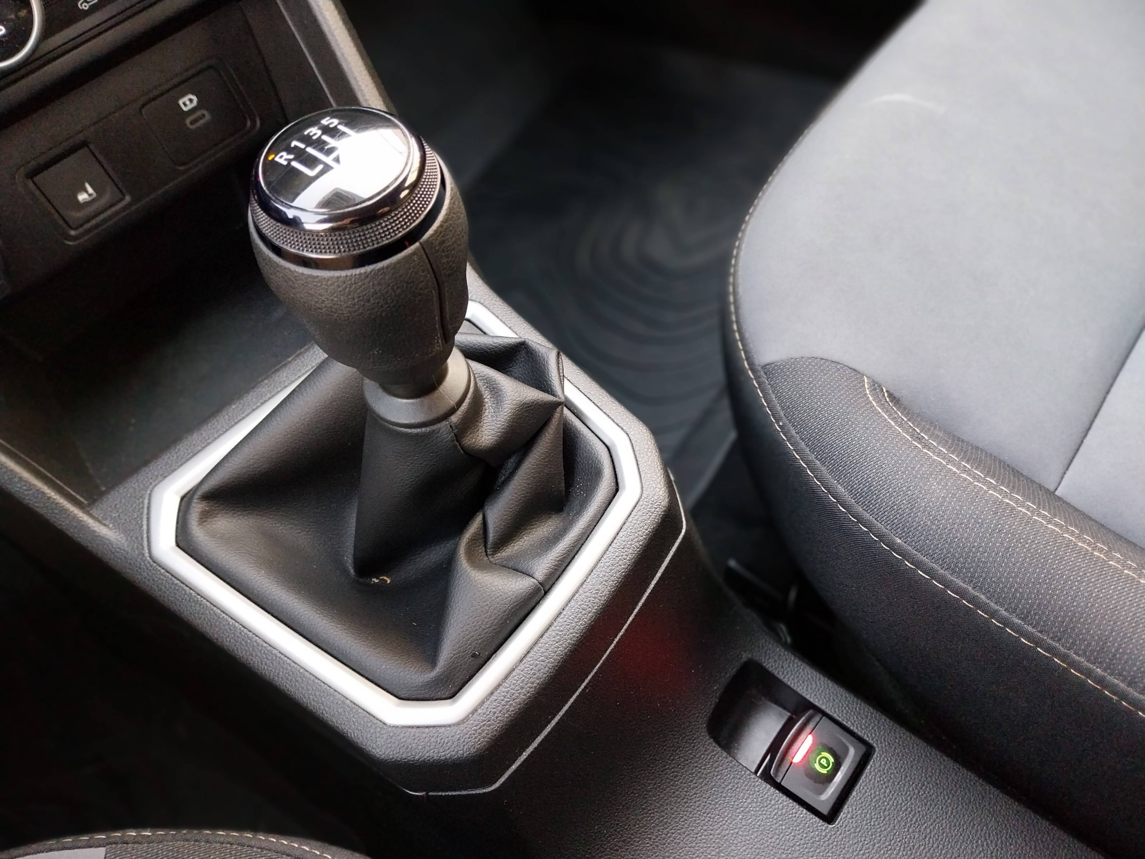 Vente en ligne Dacia Sandero  ECO-G 100 GSR2 au prix de 17 090 €