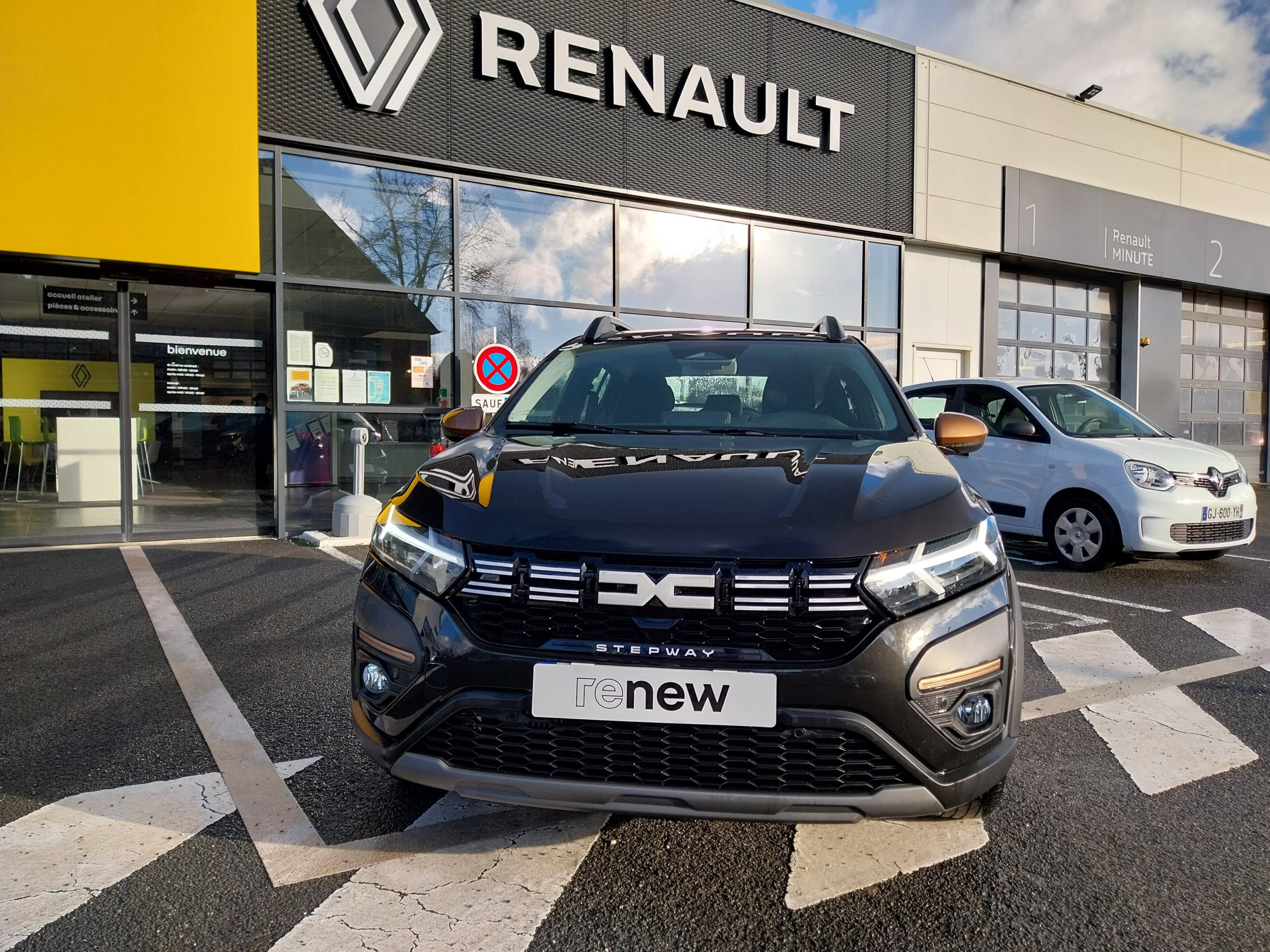 Vente en ligne Dacia Sandero  ECO-G 100 GSR2 au prix de 17 090 €