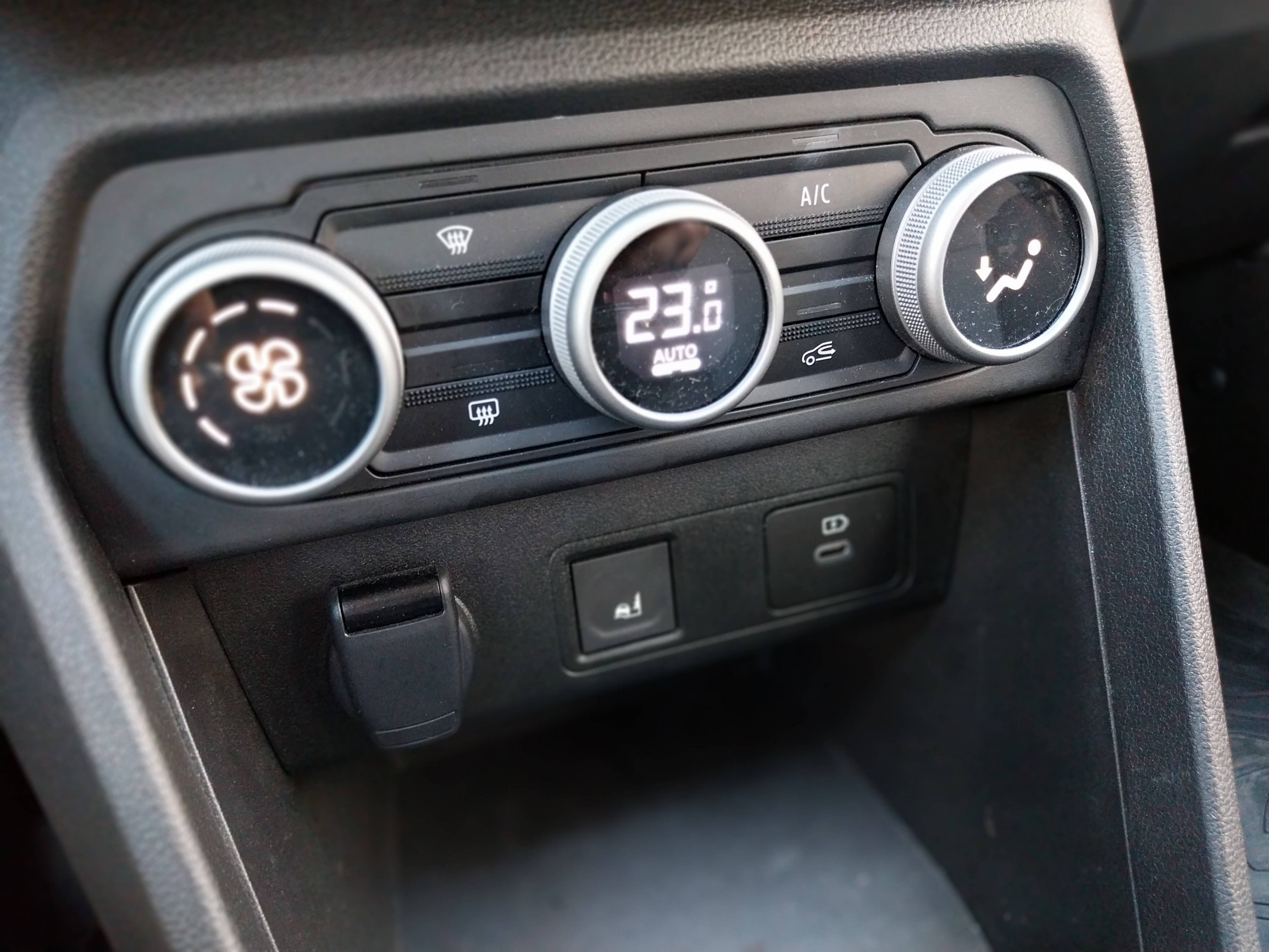 Vente en ligne Dacia Sandero  ECO-G 100 GSR2 au prix de 17 090 €