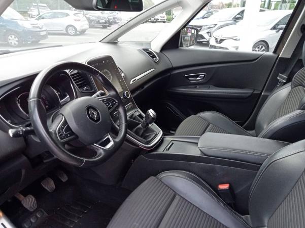 Vente en ligne Renault Grand Scenic 4 Grand Scenic TCe 130 Energy au prix de 14 490 €