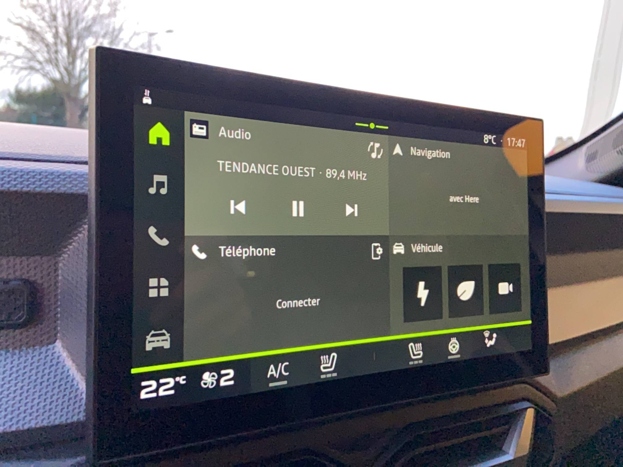 Vente en ligne Dacia Duster  Hybrid 155 au prix de 30 490 €