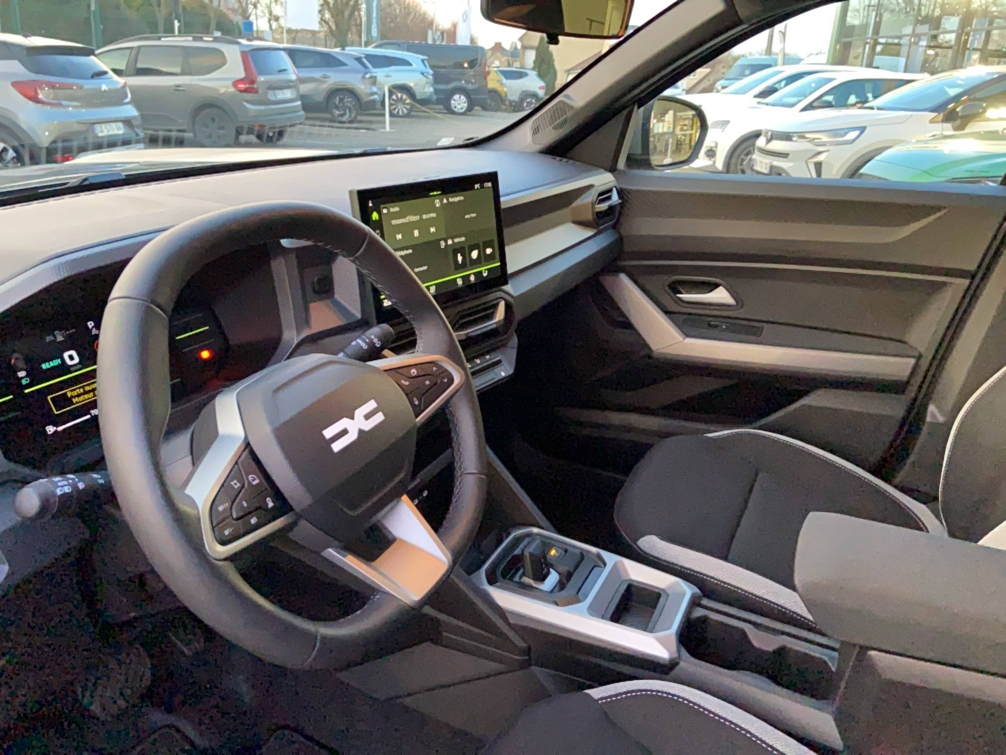 Vente en ligne Dacia Duster  Hybrid 155 au prix de 30 490 €