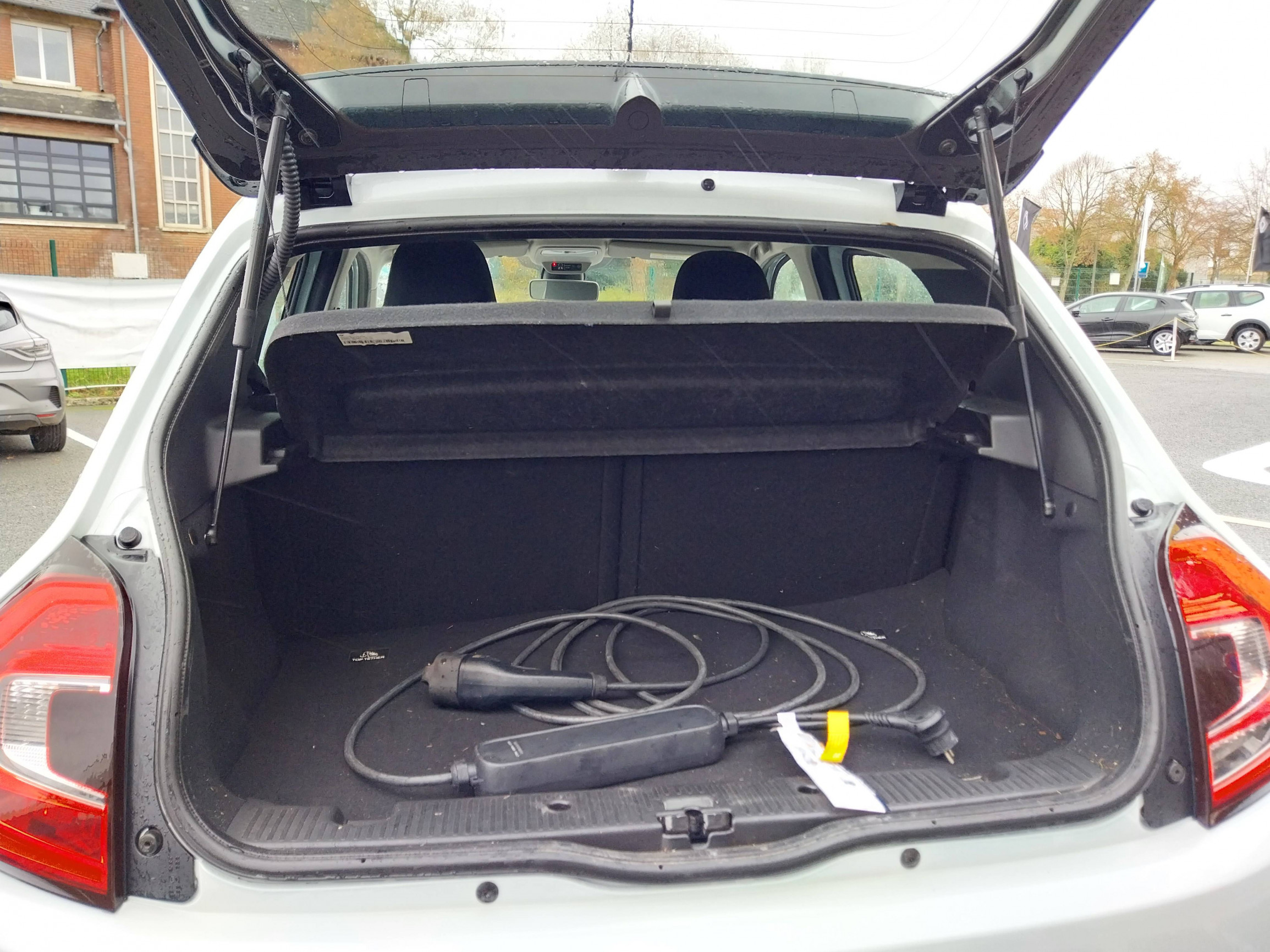 Vente en ligne Renault Twingo Electrique Twingo III E-Tech au prix de 12 490 €