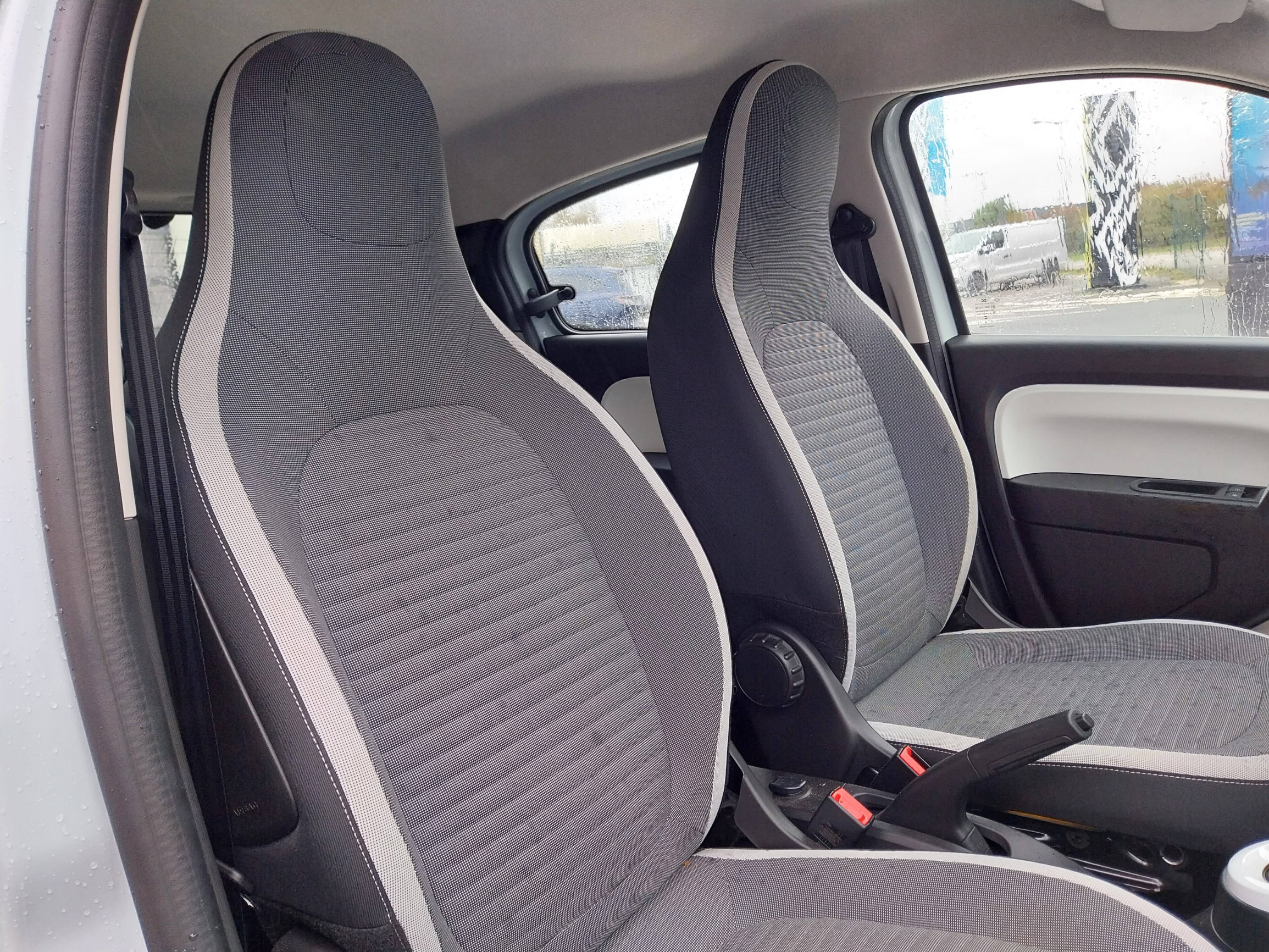 Vente en ligne Renault Twingo Electrique Twingo III E-Tech au prix de 12 490 €