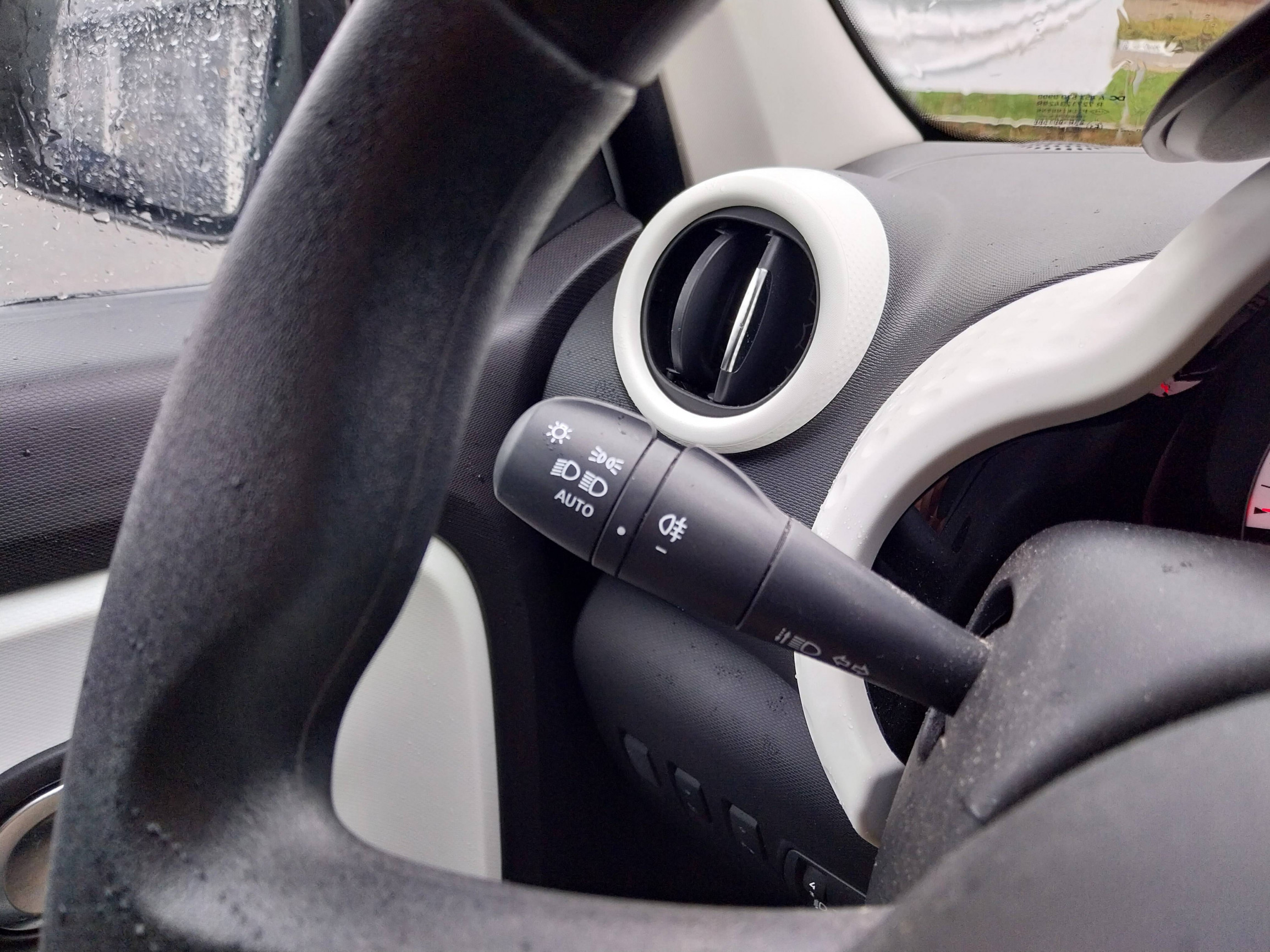 Vente en ligne Renault Twingo Electrique Twingo III E-Tech au prix de 12 490 €