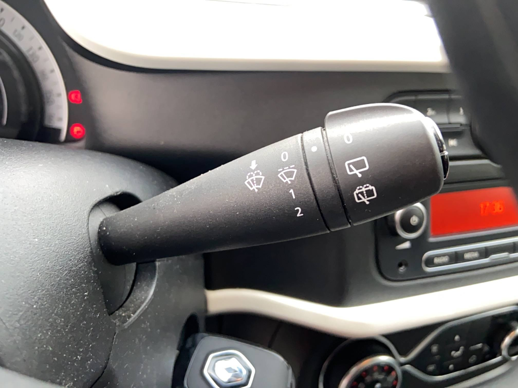 Vente en ligne Renault Twingo Electrique Twingo III E-Tech au prix de 8 990 €