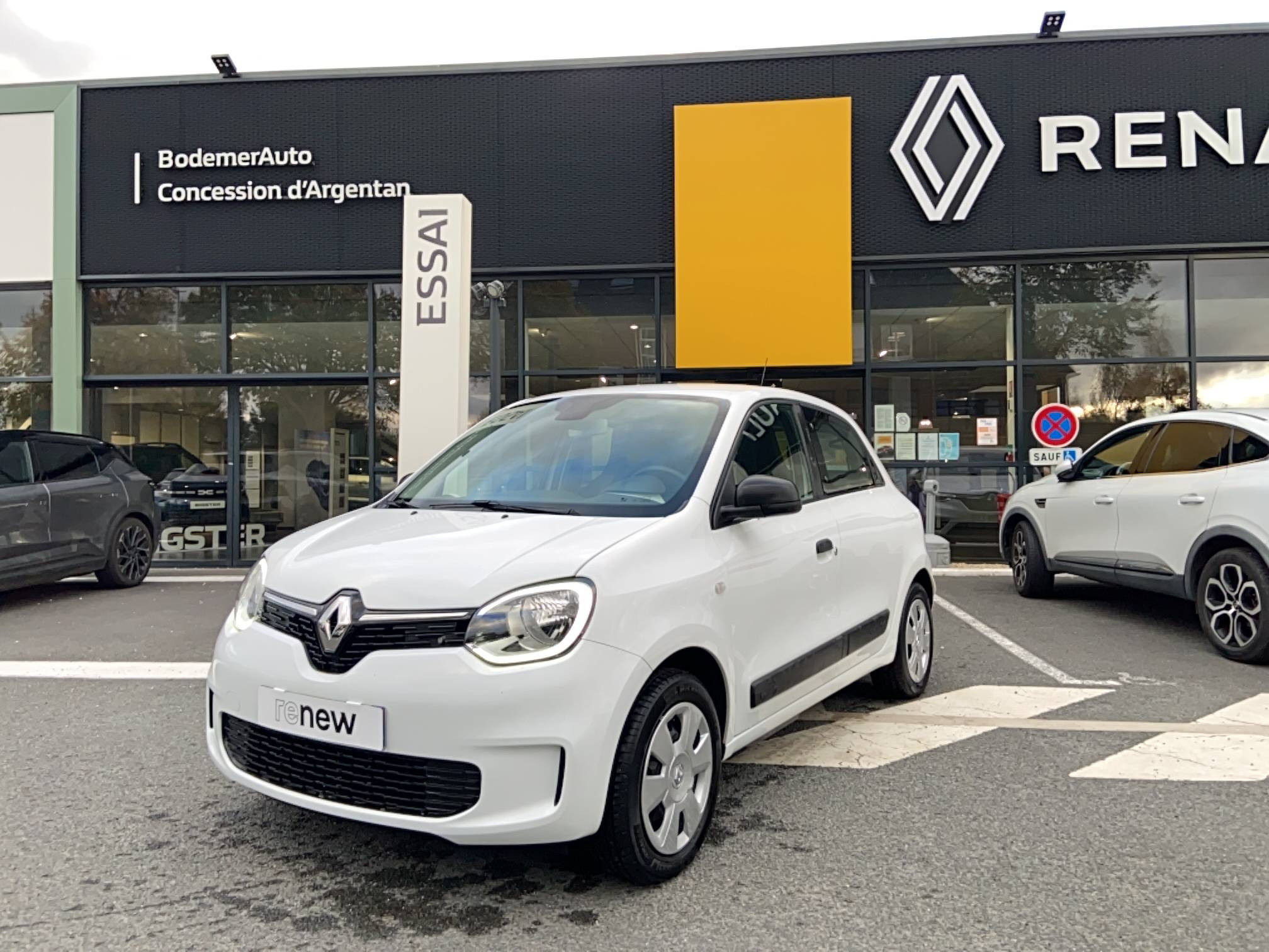 Vente en ligne Renault Twingo Electrique Twingo III E-Tech au prix de 8 990 €