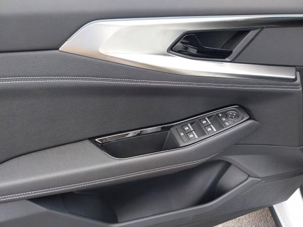 Vente en ligne Renault Austral  E-Tech hybrid 200 au prix de 30 490 €