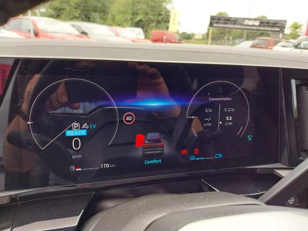 Vente en ligne Renault Austral  E-Tech hybrid 200 au prix de 30 490 €