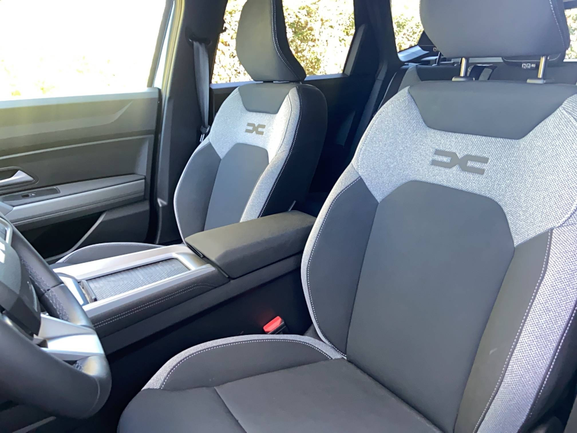 Vente en ligne Dacia Bigster Bigster Hybrid 155 au prix de 30 990 €