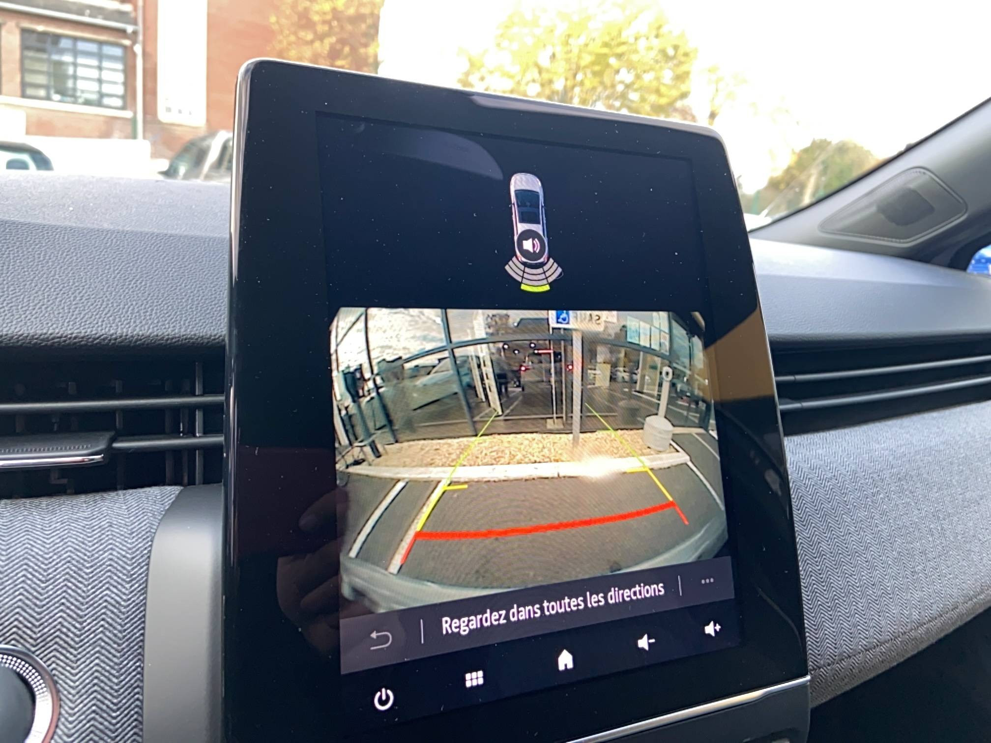 Vente en ligne Renault Clio 5 Clio E-Tech full hybrid 145 ch GSR2 au prix de 23 490 €