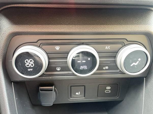 Vente en ligne Dacia Jogger  Hybrid 140 7 places GSR2 au prix de 28 500 €