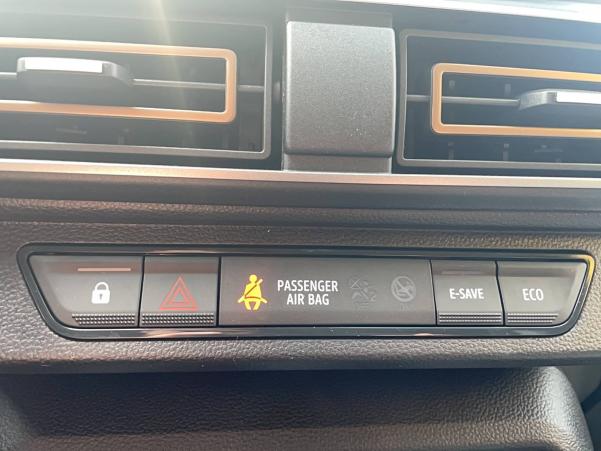Vente en ligne Dacia Jogger  Hybrid 140 7 places GSR2 au prix de 28 500 €