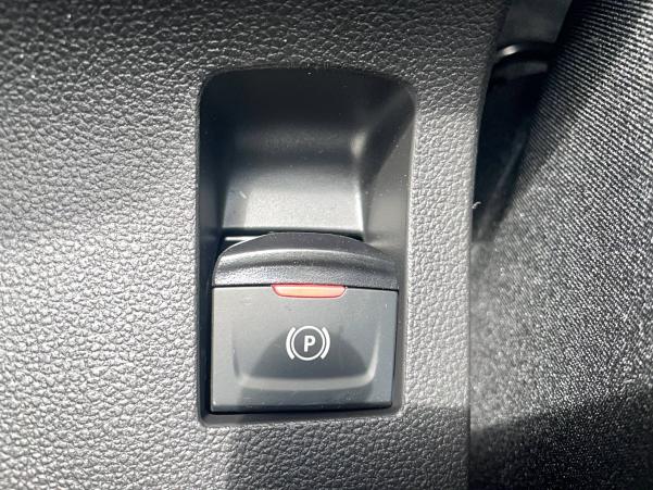 Vente en ligne Dacia Jogger  Hybrid 140 7 places GSR2 au prix de 28 500 €