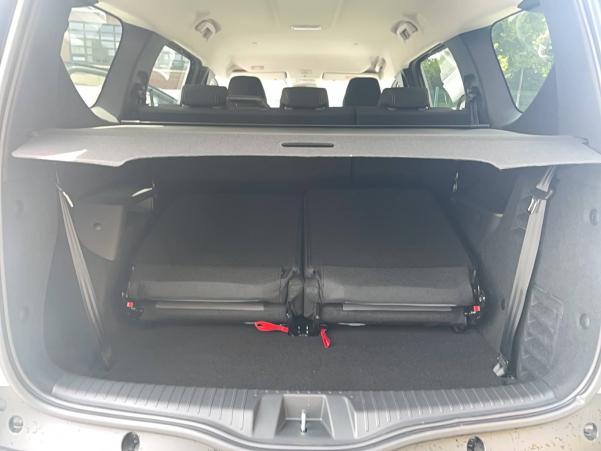 Vente en ligne Dacia Jogger  Hybrid 140 7 places GSR2 au prix de 28 500 €