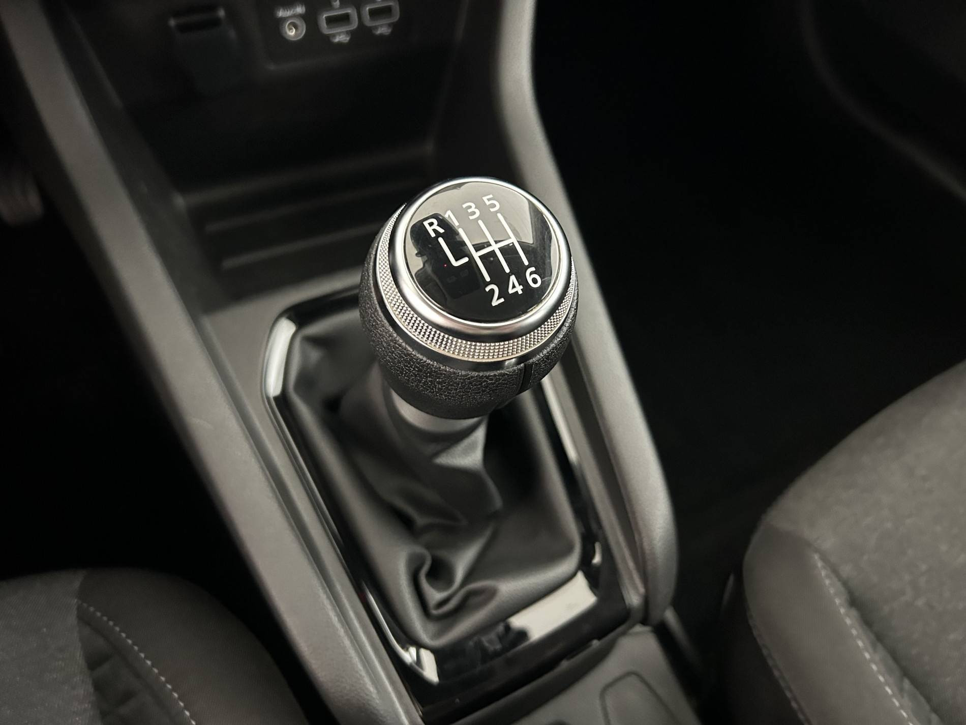 Vente en ligne Renault Clio 5 Clio TCe 90 au prix de 13 990 €