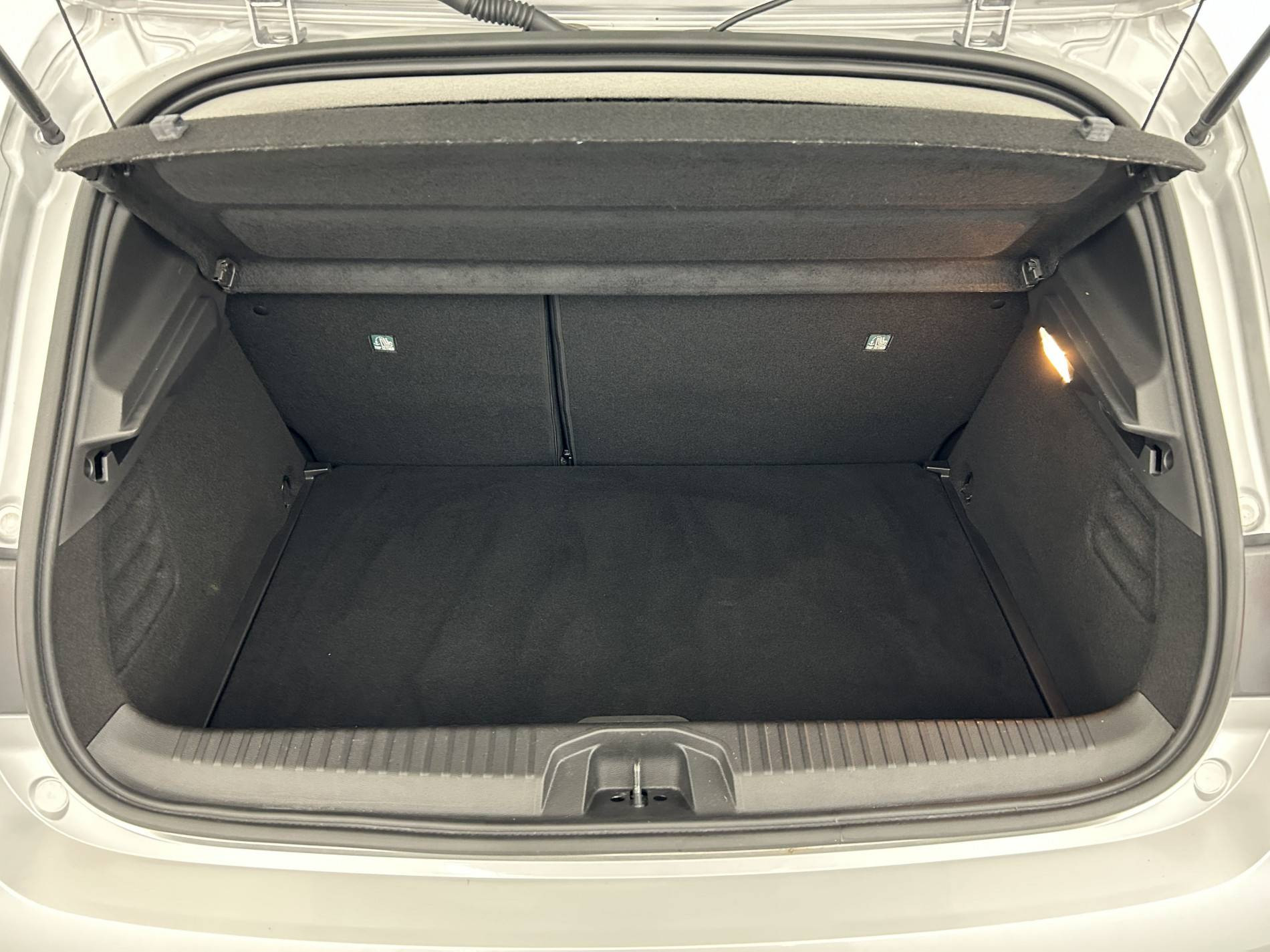 Vente en ligne Renault Clio 5 Clio TCe 90 au prix de 13 990 €