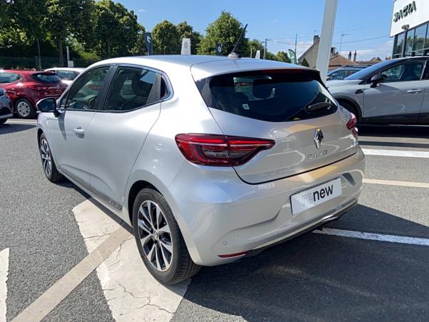 Vente en ligne Renault Clio 5 Clio E-Tech 140 - 21N au prix de 18 990 €