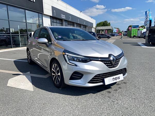 Vente en ligne Renault Clio 5 Clio E-Tech 140 - 21N au prix de 18 990 €