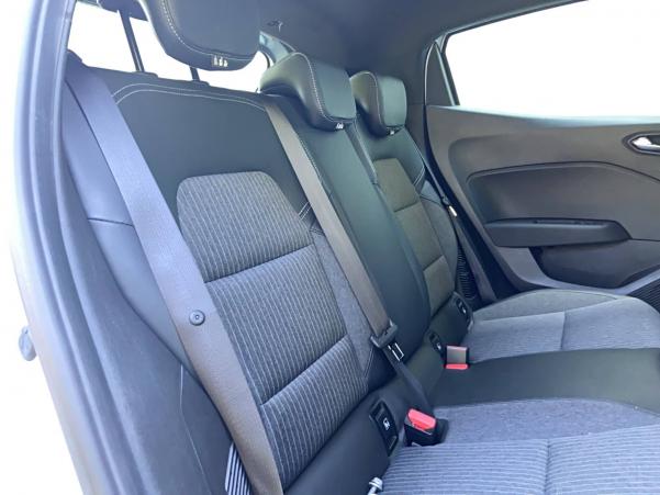 Vente en ligne Renault Clio 5 Clio E-Tech 140 - 21N au prix de 18 990 €
