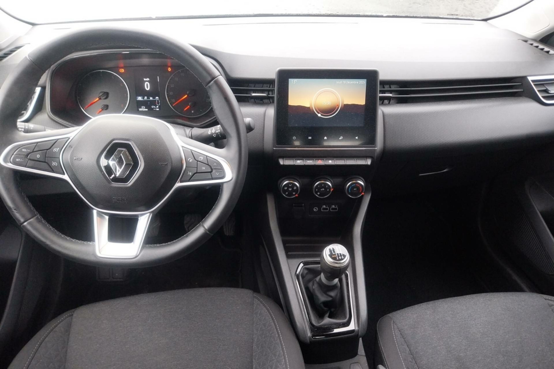 Vente en ligne Renault Clio 5 Clio TCe 90 au prix de 13 990 €