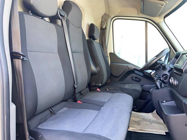 Vente en ligne Renault Master Fourgon MASTER FGN TRAC F3500 L3H2 ENERGY DCI 150 au prix de 22 990 €