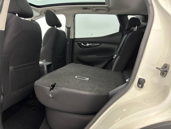 Vente en ligne Nissan Qashqai  1.5 dCi 115 au prix de 15 990 €