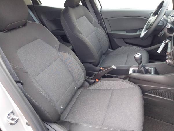 Vente en ligne Renault Clio 5 Clio TCe 90 - 21 au prix de 13 490 €