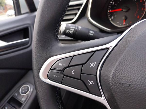 Vente en ligne Renault Clio 5 Clio TCe 90 - 21 au prix de 13 490 €