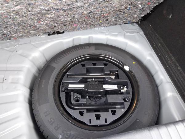Vente en ligne Renault Clio 5 Clio TCe 90 - 21 au prix de 13 490 €