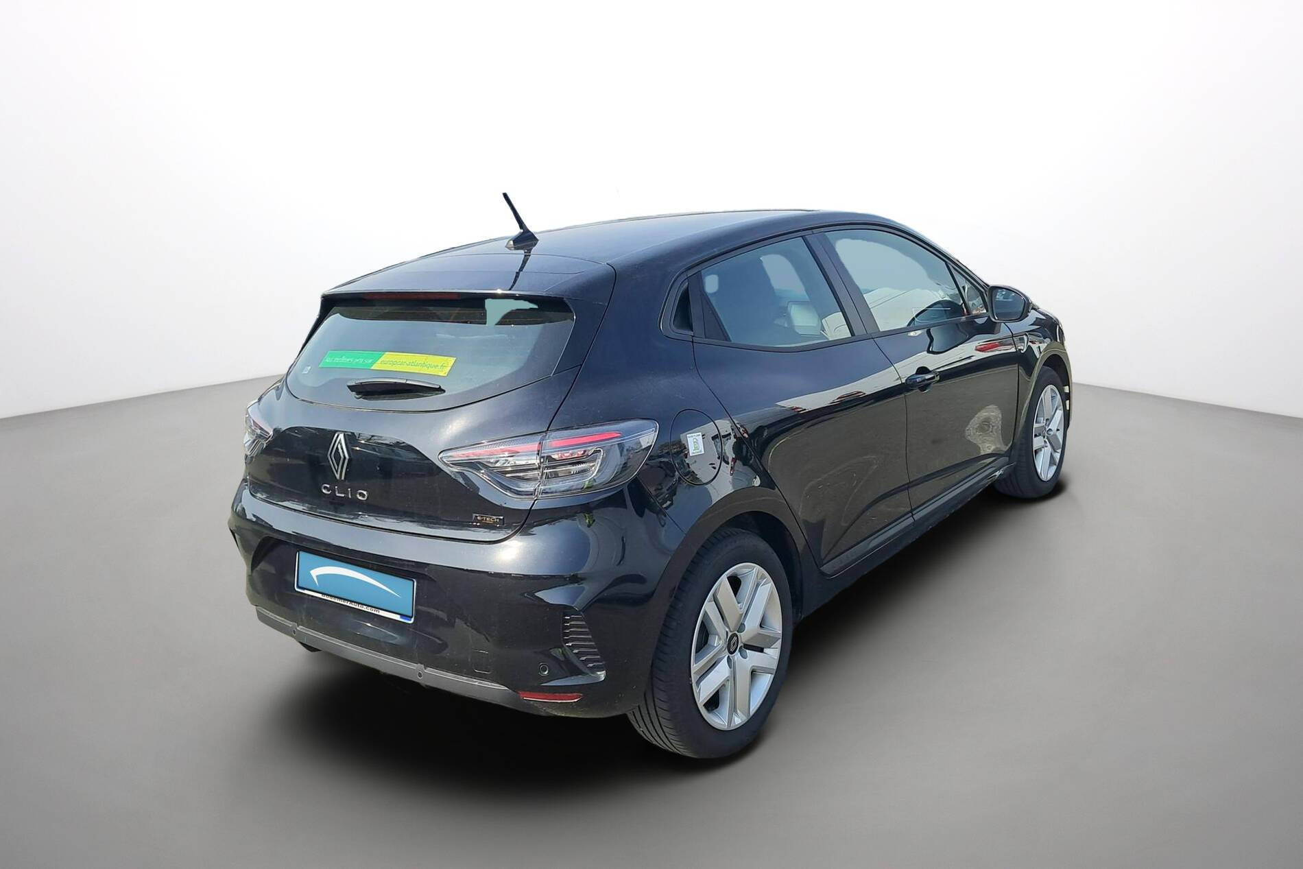 Vente en ligne Renault Clio 5 Clio E-Tech full hybrid 145 ch GSR2 au prix de 20 990 €