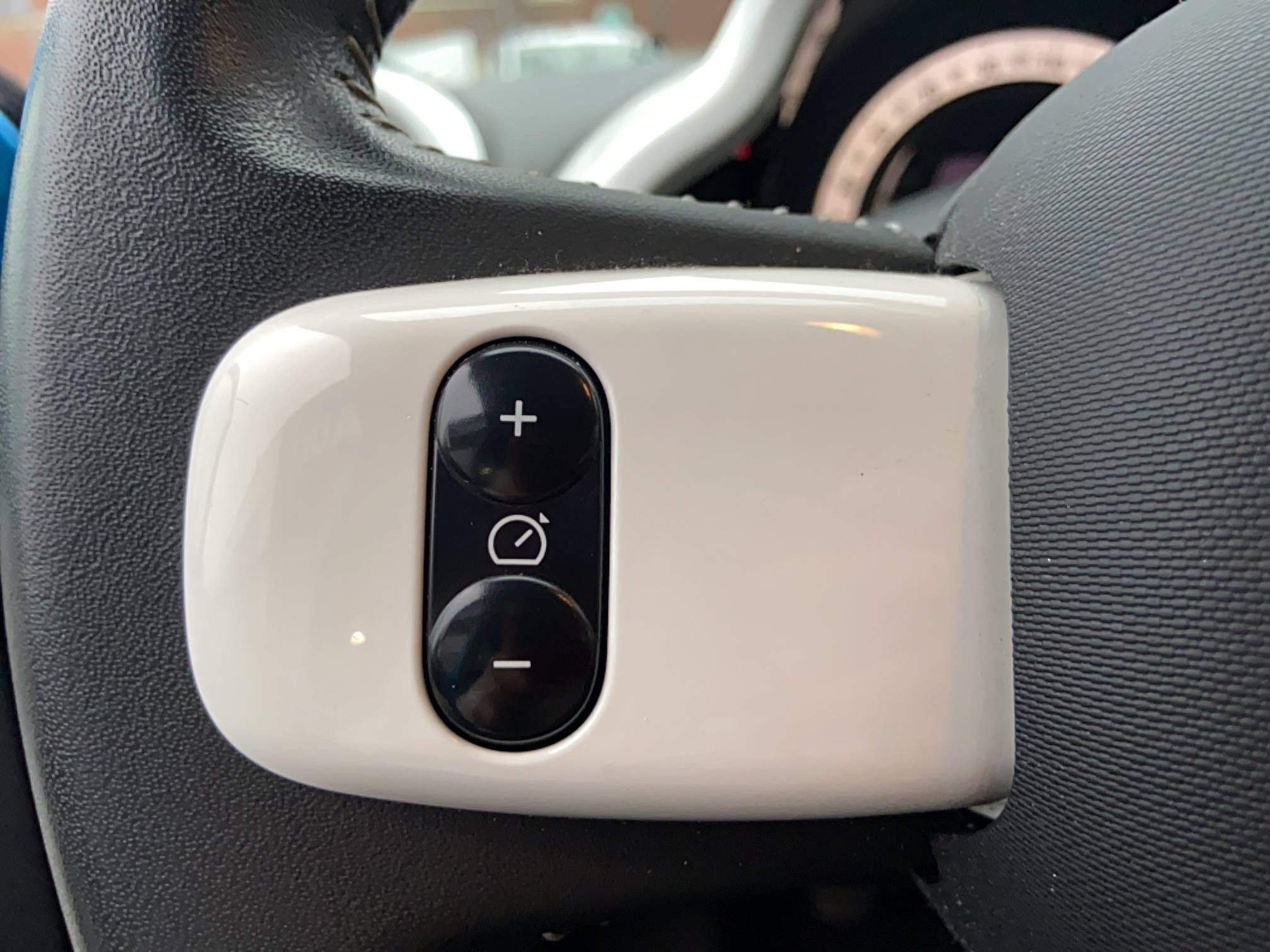 Vente en ligne Renault Twingo 3  0.9 TCe 90 Energy au prix de 8 290 €