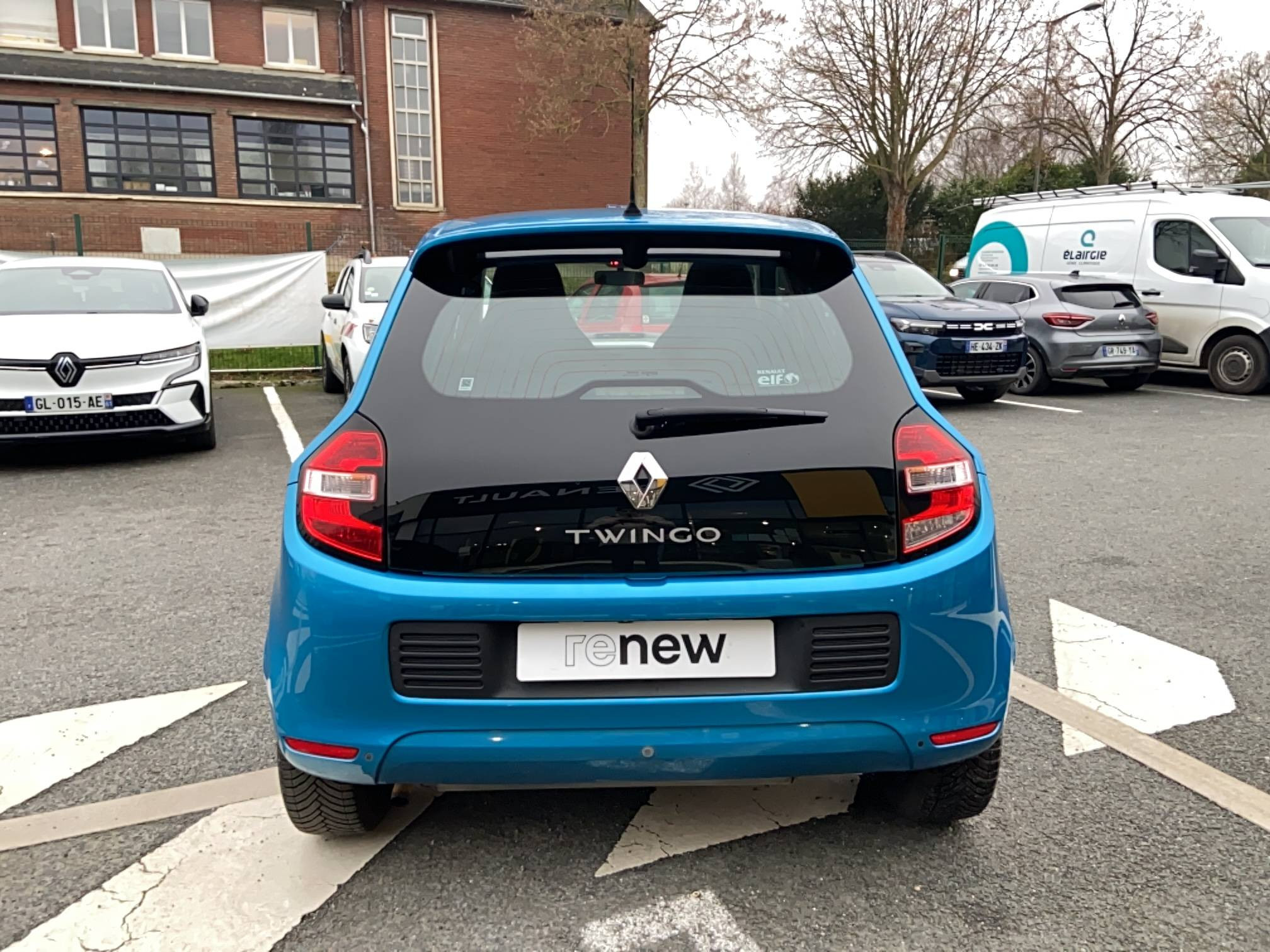 Vente en ligne Renault Twingo 3  0.9 TCe 90 Energy au prix de 8 290 €