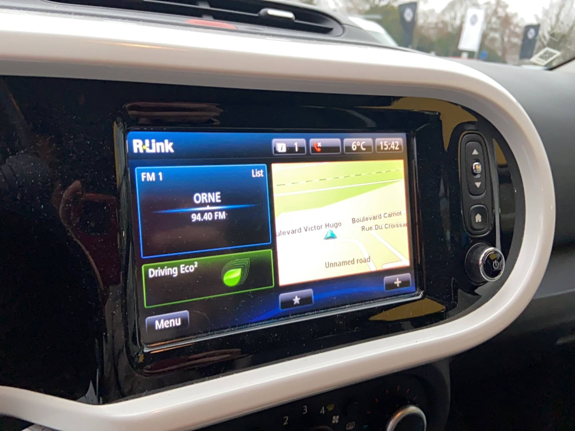 Vente en ligne Renault Twingo 3  0.9 TCe 90 Energy au prix de 8 290 €