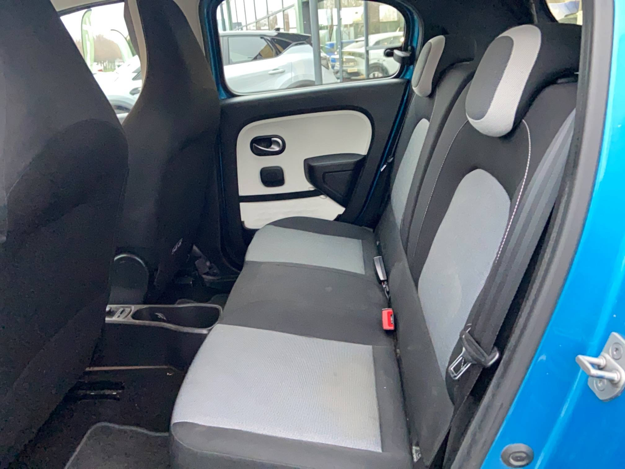 Vente en ligne Renault Twingo 3  0.9 TCe 90 Energy au prix de 8 290 €