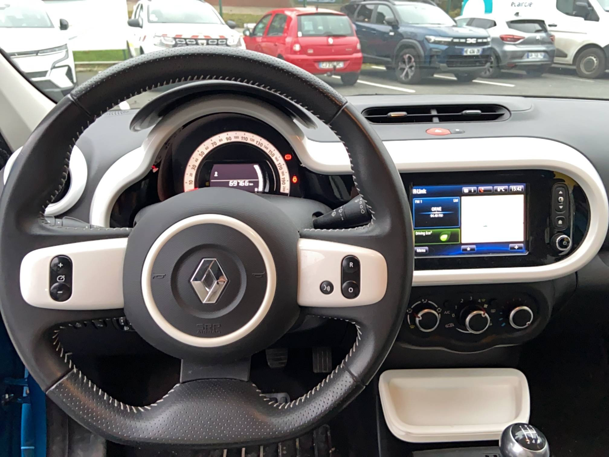 Vente en ligne Renault Twingo 3  0.9 TCe 90 Energy au prix de 8 290 €