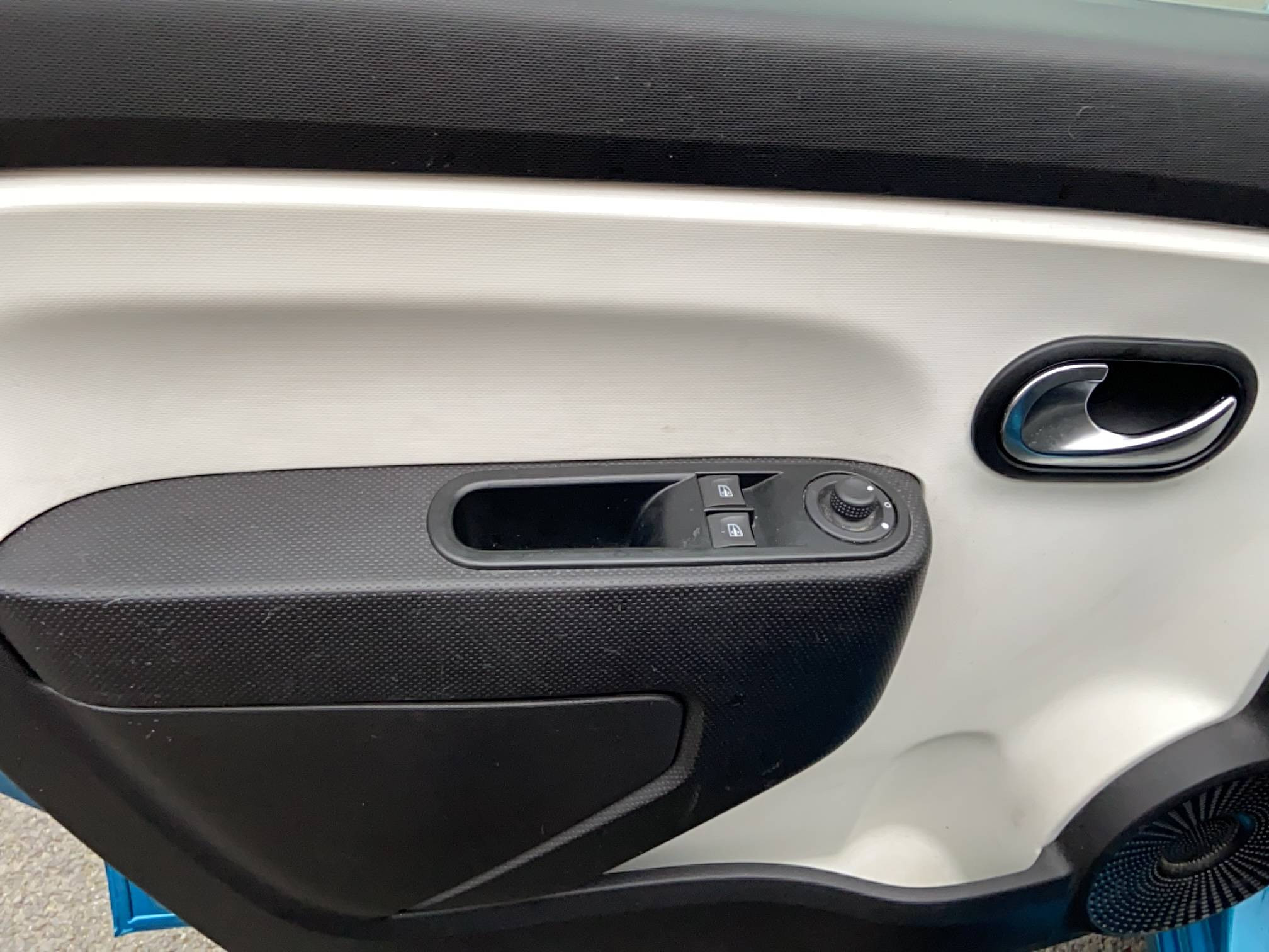 Vente en ligne Renault Twingo 3  0.9 TCe 90 Energy au prix de 8 290 €