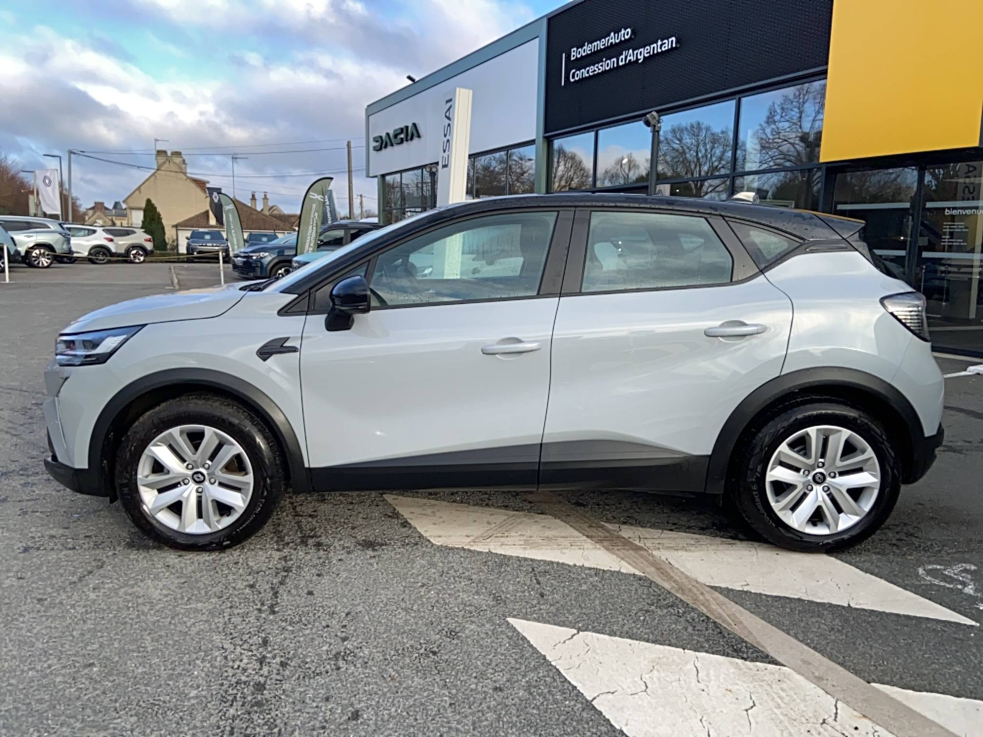 Vente en ligne Renault Captur  Eco-G 100 ch au prix de 19 990 €