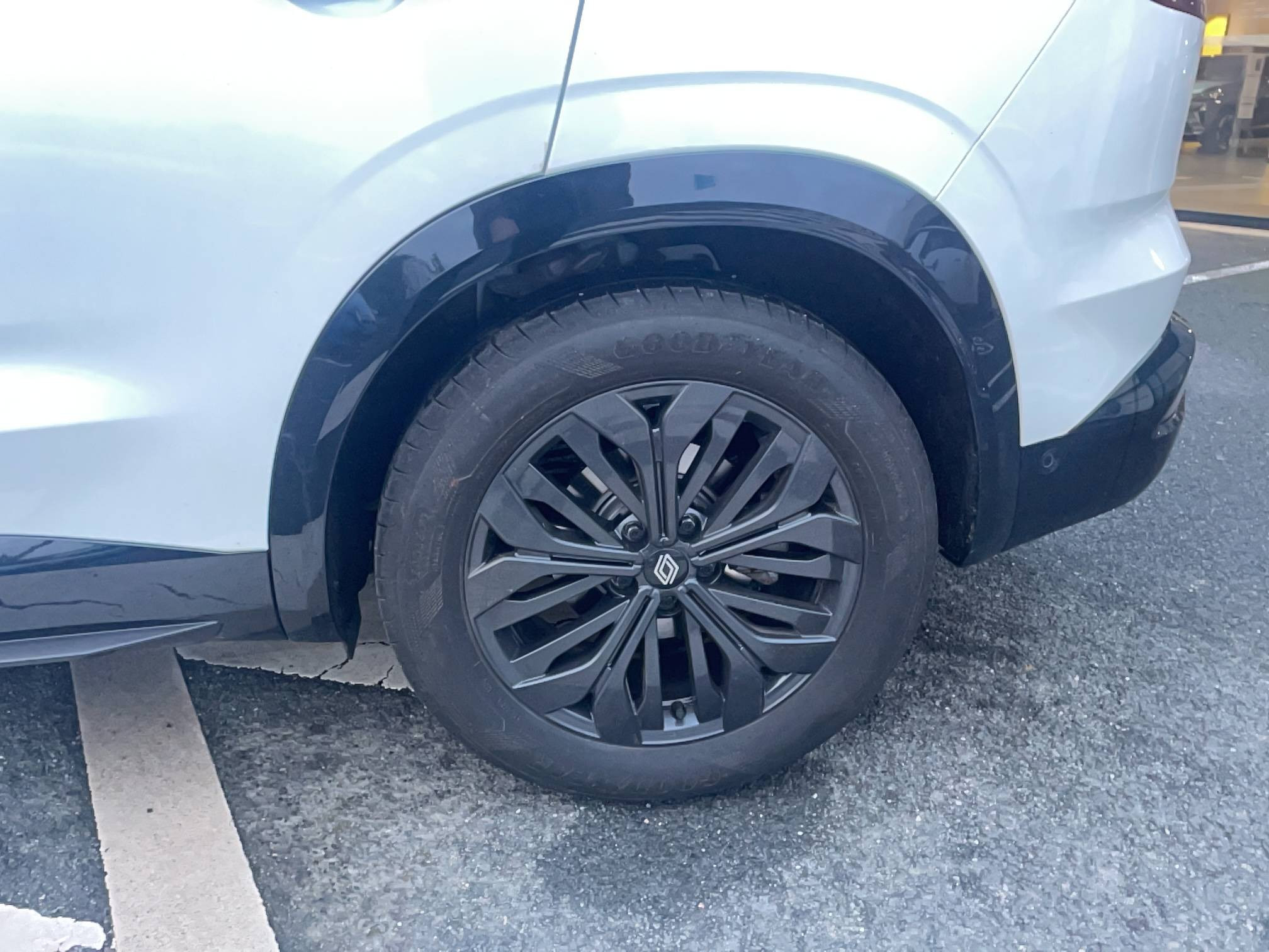 Vente en ligne Renault Austral  full hybrid E-Tech 200 ch au prix de 37 490 €