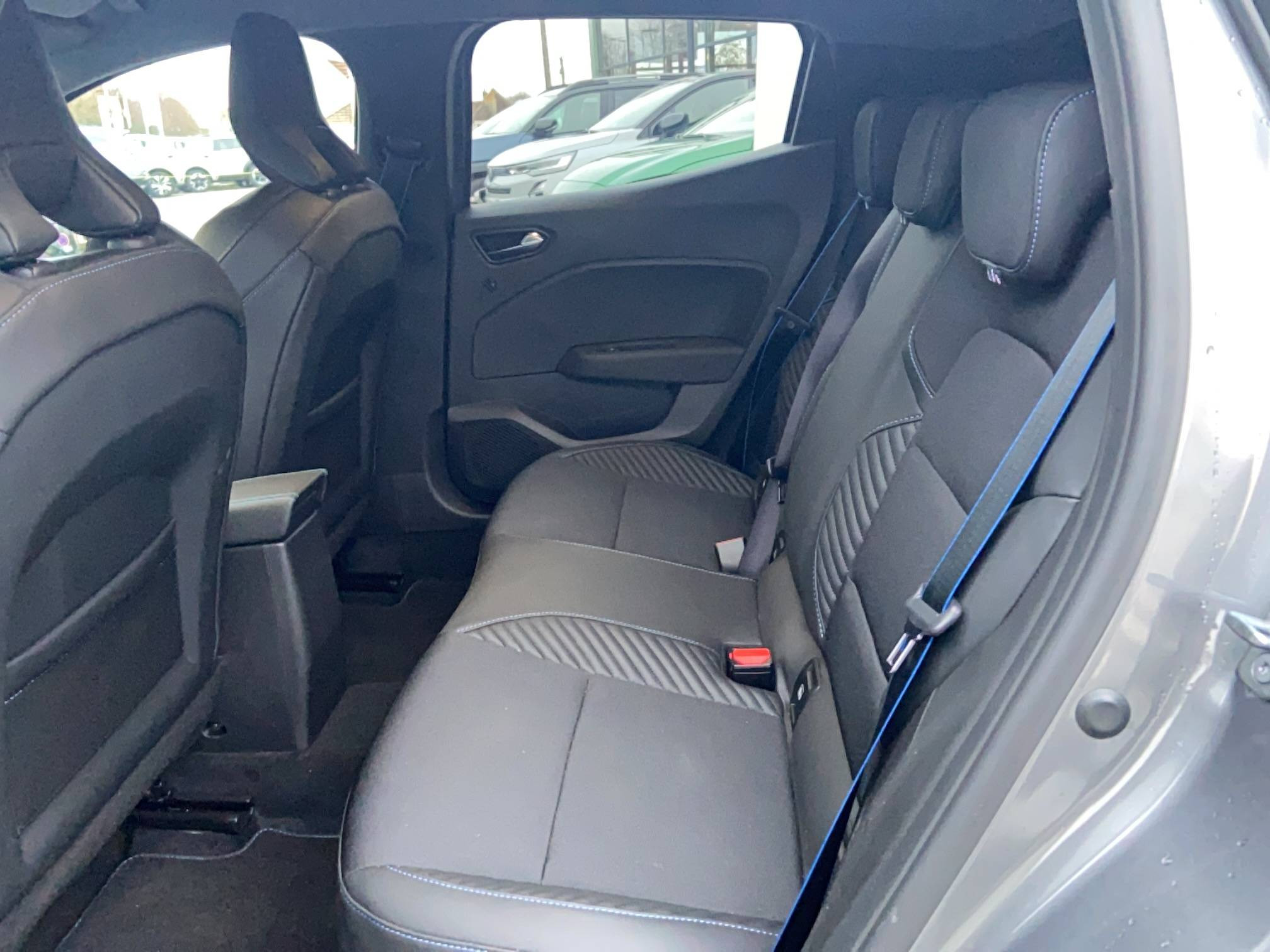 Vente en ligne Renault Clio 5 Clio E-Tech full hybrid 145 ch GSR2 au prix de 23 490 €