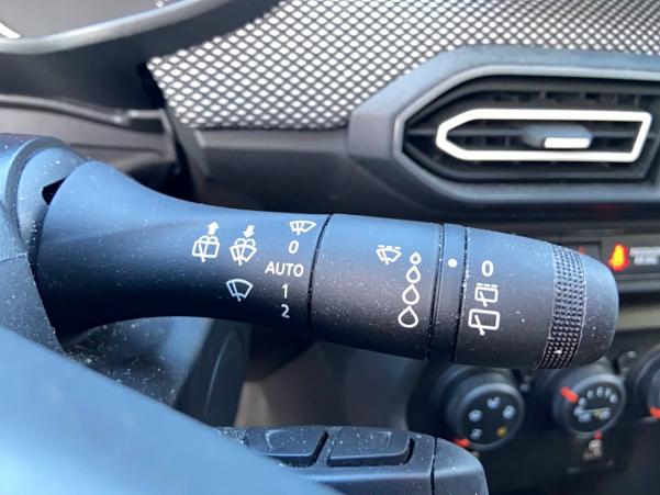 Vente en ligne Dacia Sandero  ECO-G 100 au prix de 13 990 €