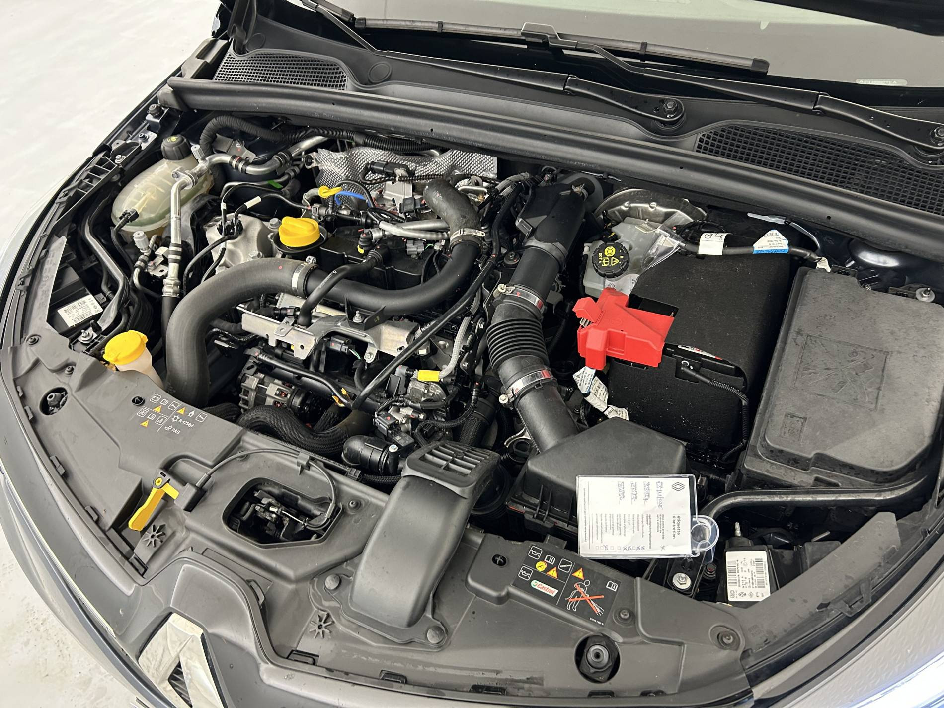 Vente en ligne Renault Clio 5 Clio TCe 90 - 21N au prix de 13 890 €