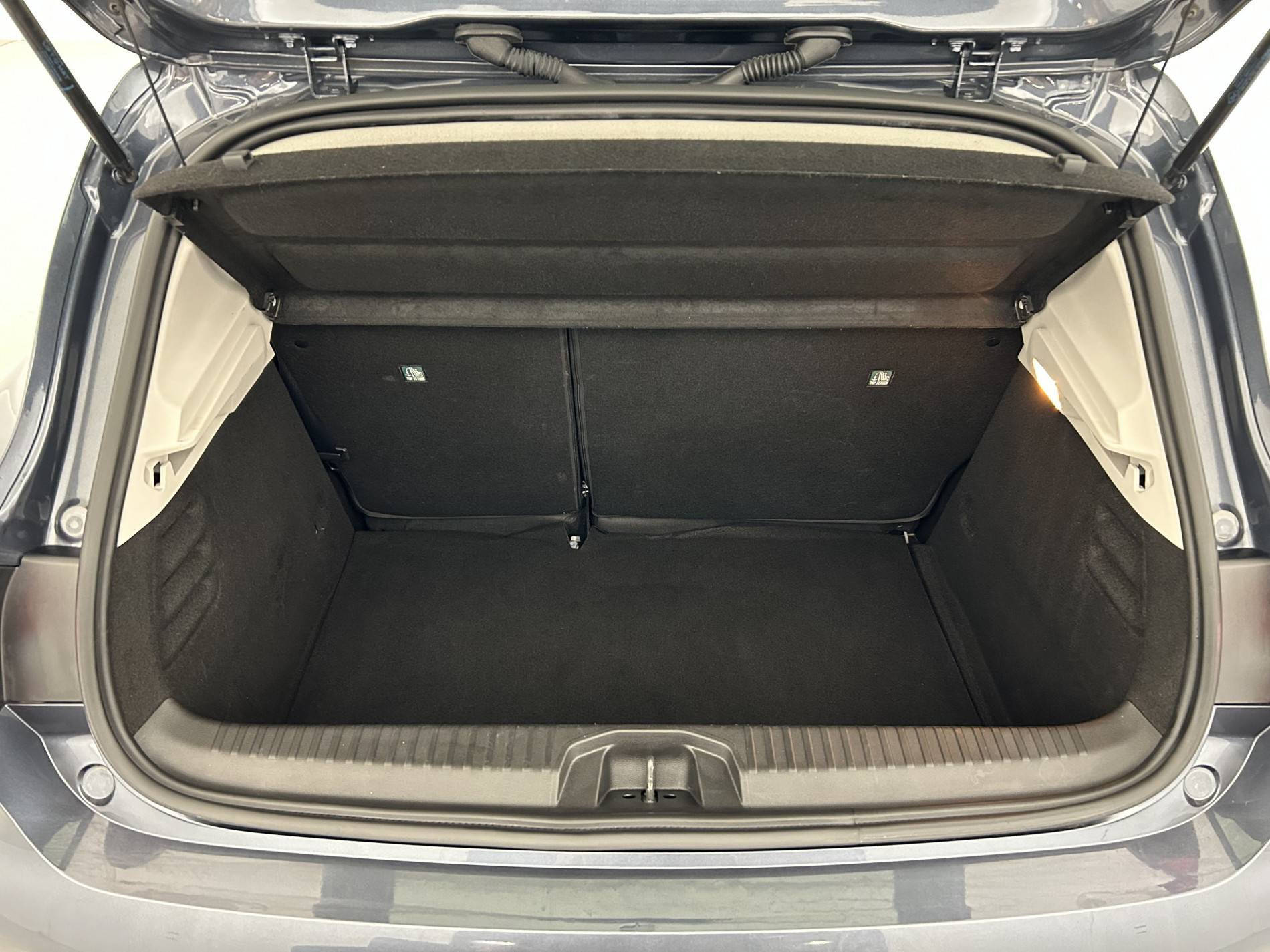 Vente en ligne Renault Clio 5 Clio TCe 90 - 21N au prix de 13 890 €