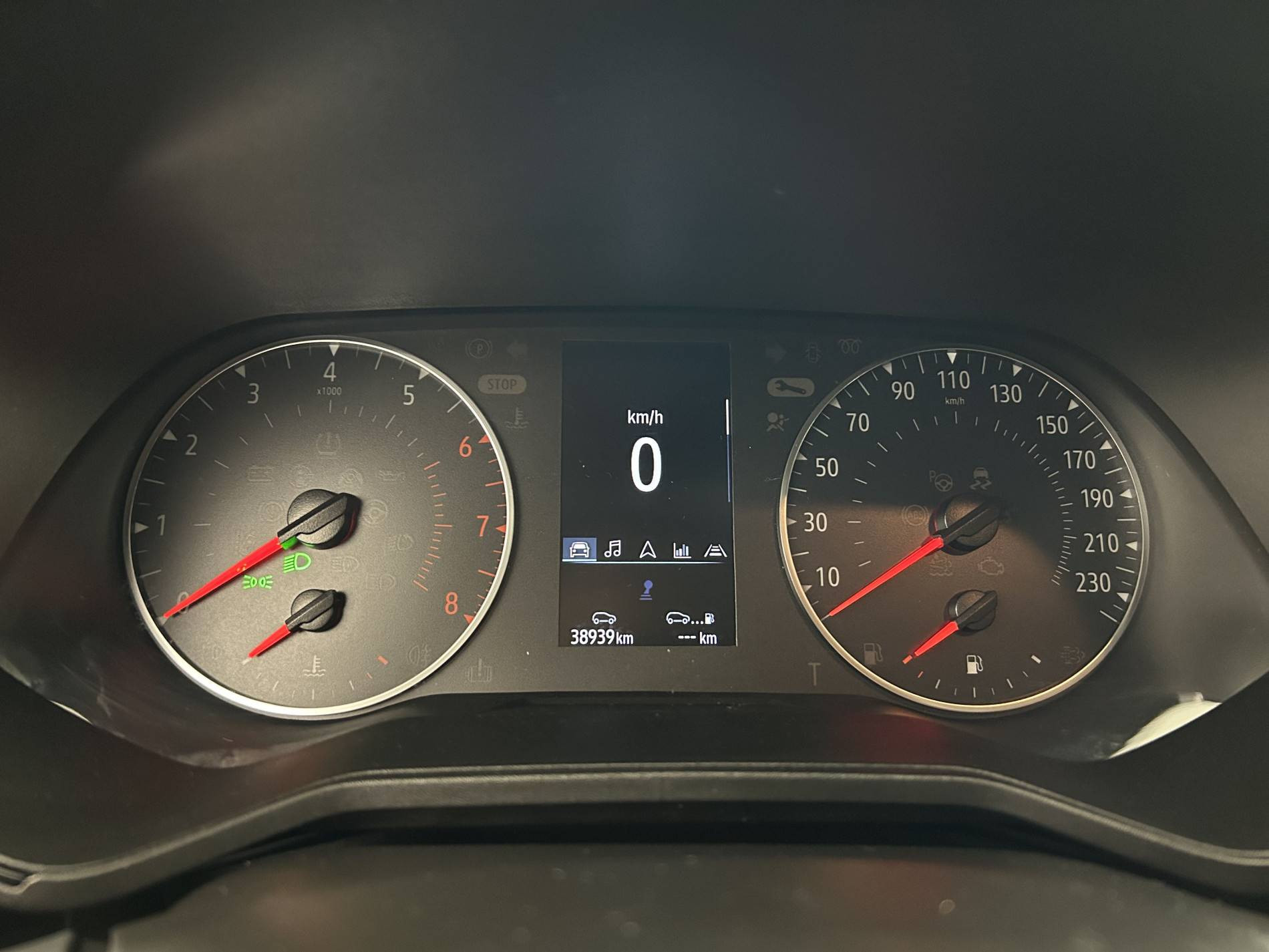 Vente en ligne Renault Clio 5 Clio TCe 90 - 21N au prix de 13 890 €