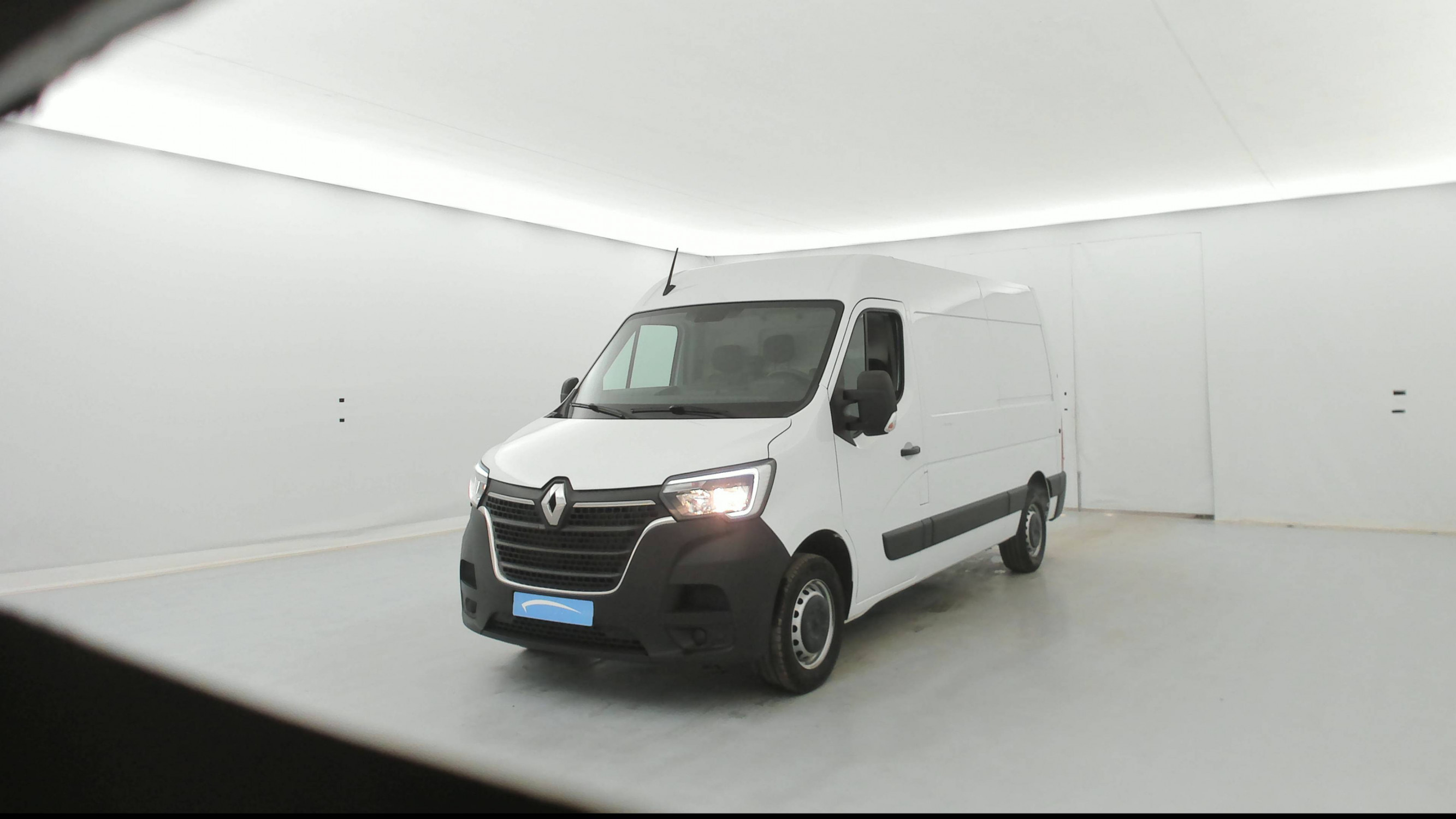 Renault Master Fourgon MASTER FGN TRAC F3500 L2H2 BLUE DCI 135 occasion de 2024 en vente à Argentan