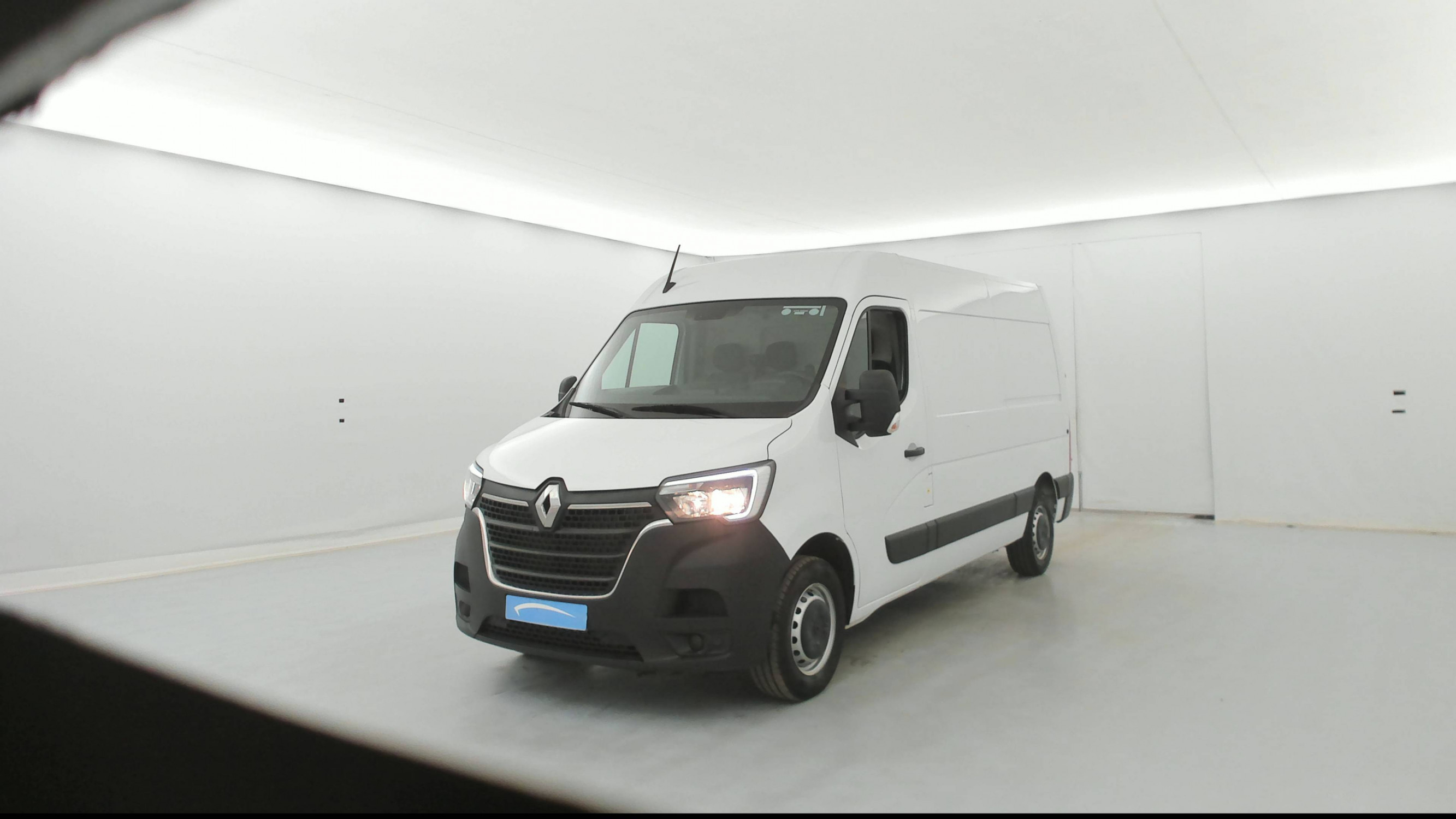 Renault Master Fourgon MASTER FGN TRAC F3500 L2H2 BLUE DCI 135 occasion de 2024 en vente à Argentan